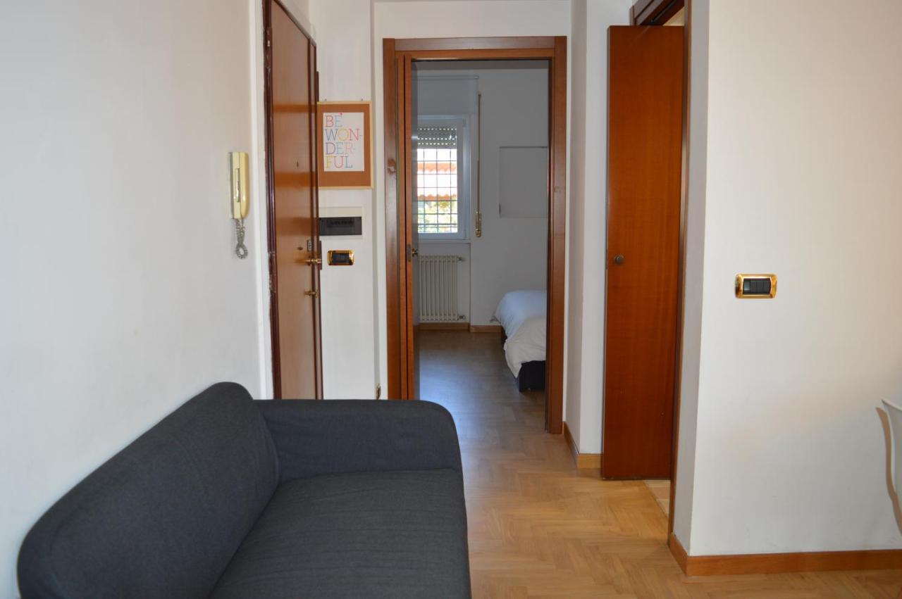 Domi - Appartamento Roma Exterior photo